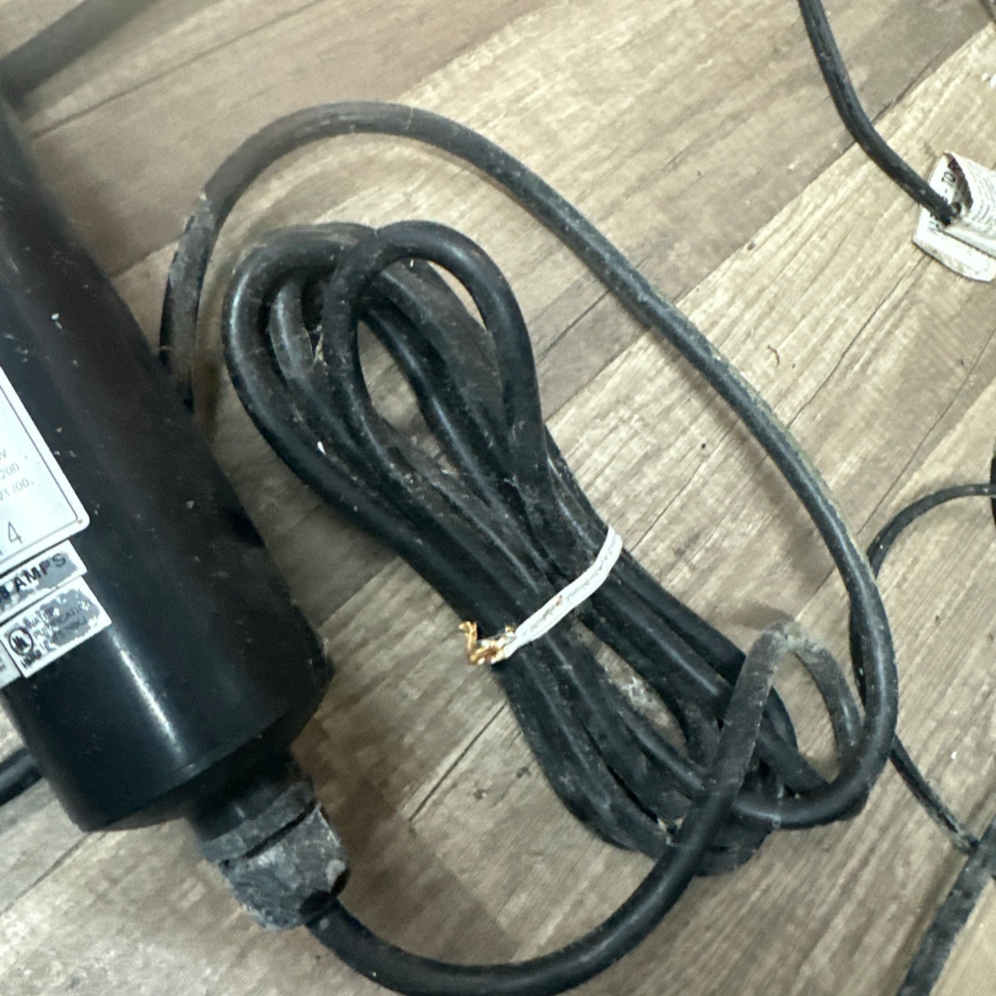 Aqua Ultraviolet 40 watt UV Clarifier/Sterilizer, 2" White w/ Wiper, A00060 (USED TESTED NEEDS NEW BULB)