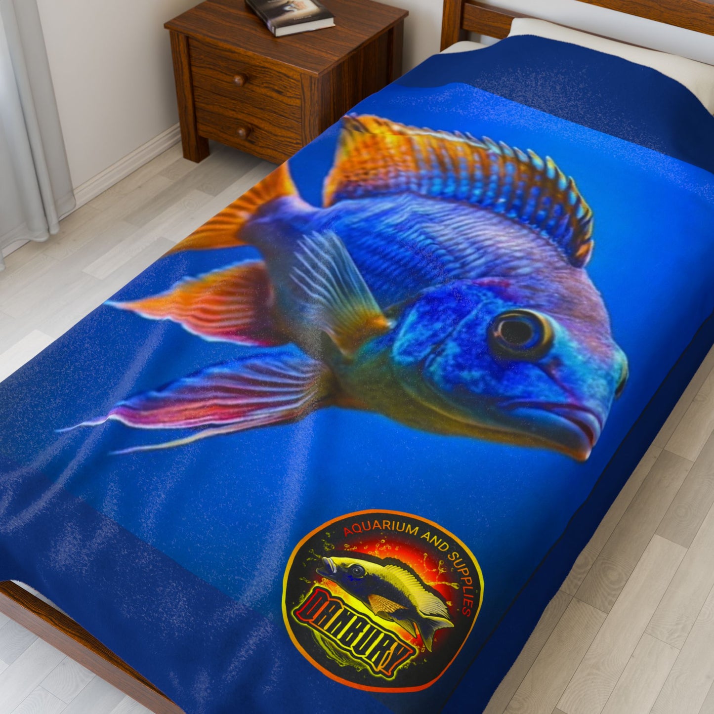 Tropical Fish Velveteen Plush Blanket — Vibrant Reef Blue Throw for Aquarium Lovers