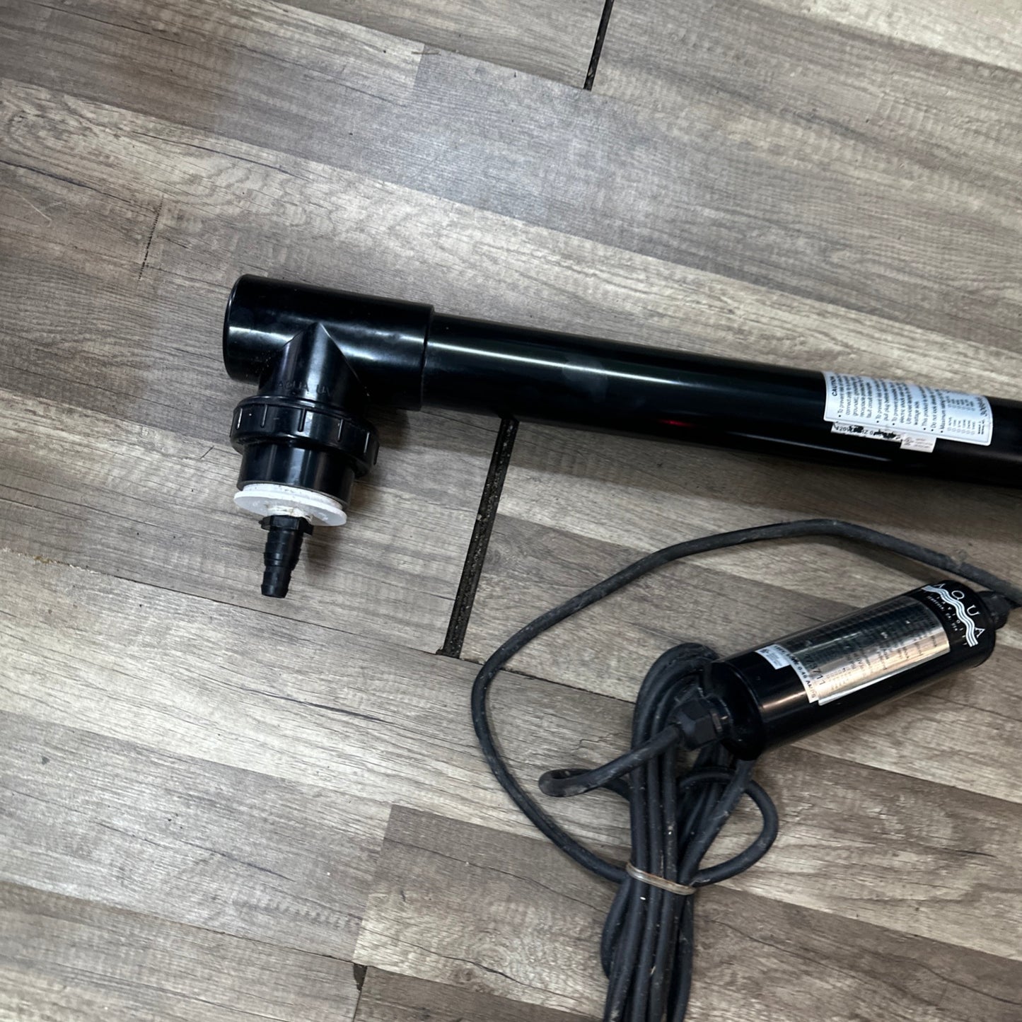 Aqua Ultraviolet UV Twist 40 Watt, 2" Black, A00347 (USED TESTED)