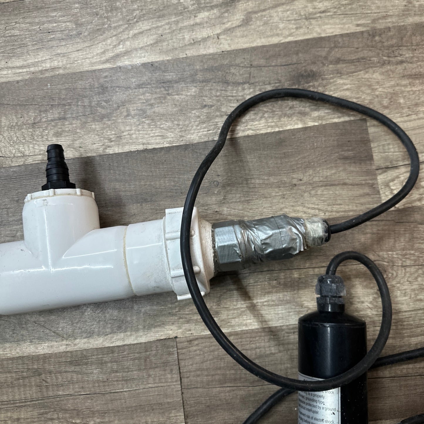 Aqua Ultraviolet 40 watt UV Clarifier/Sterilizer, 2" White w/ Wiper, A00060 (USED TESTED NEEDS NEW BULB)